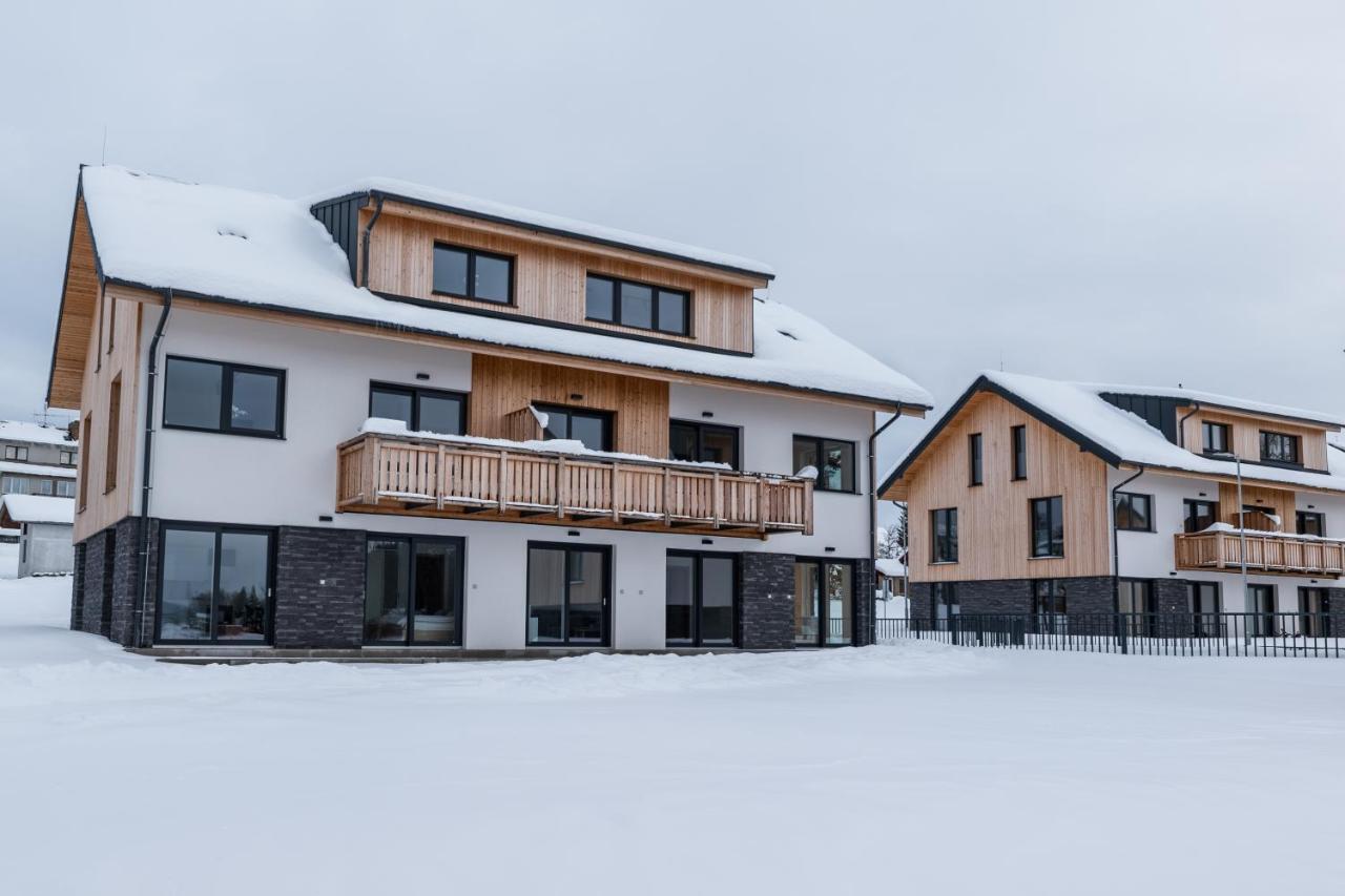 Resort Male Lipno Černá v Pošumaví エクステリア 写真