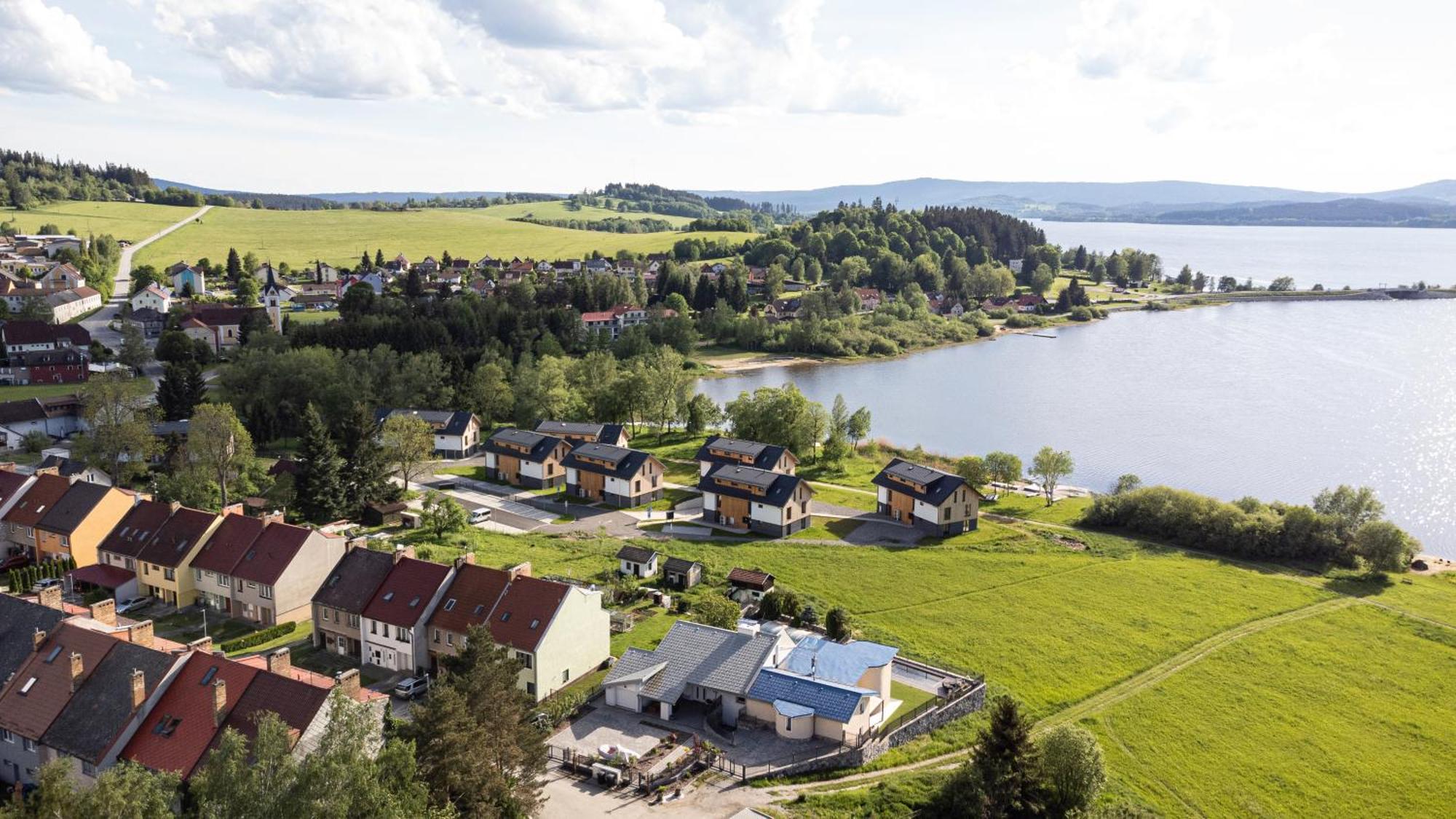 Resort Male Lipno Černá v Pošumaví エクステリア 写真